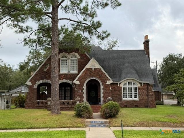 House for sale in Cuero, DeWitt County
