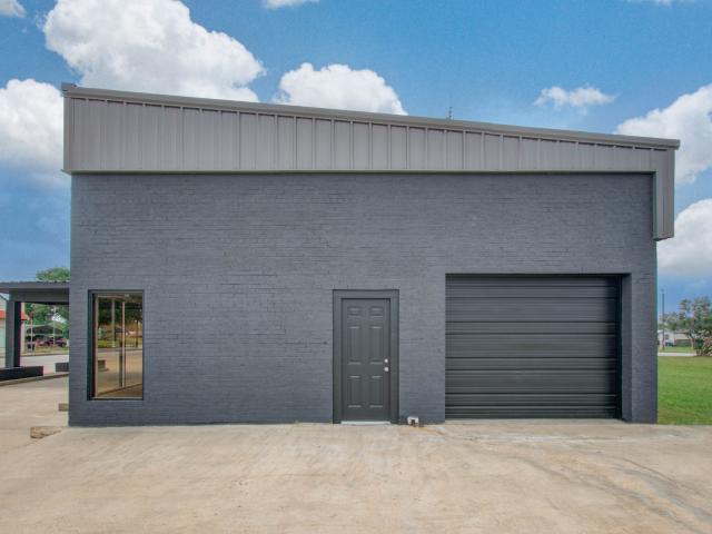 Property for rent in Eagle Lake, Texas