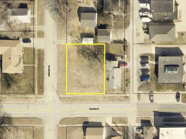 Land for sale in Sidney, Iowa