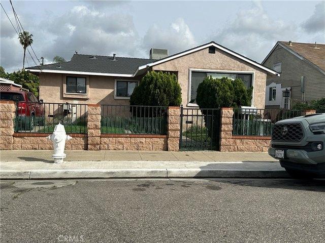 House for sale in Santa Ana, California