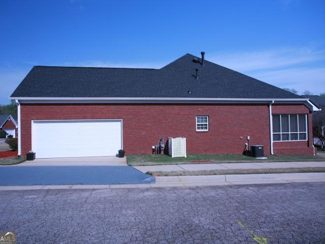 House for sale in Mcdonough, Georgia