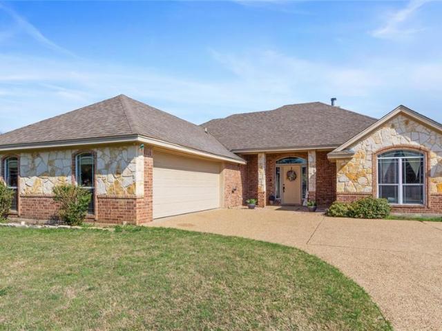 House for sale in Lorena, Texas
