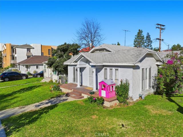 Townhouse for sale in Glendale, California