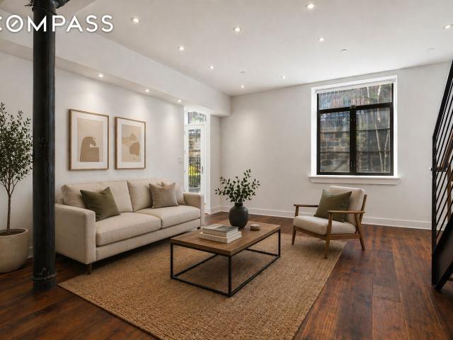 Condo for sale in Cobble Hill Historic District, New York