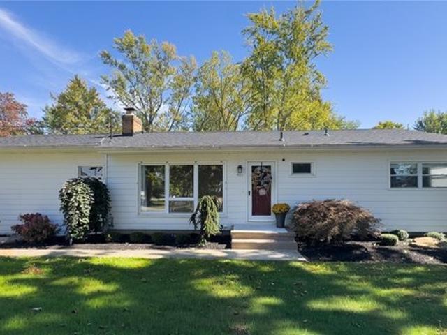 House for sale in Birdwoods, Canfield