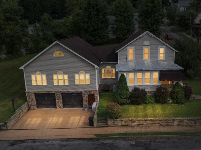 House for sale in Mannington, West Virginia