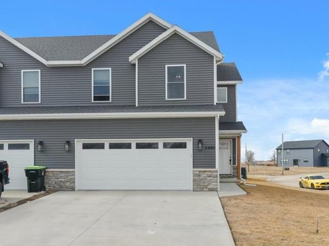 Townhouse for sale in Mclean, Illinois