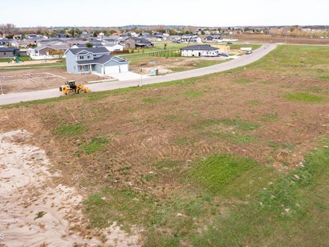 Land for sale in Bismarck, North Dakota