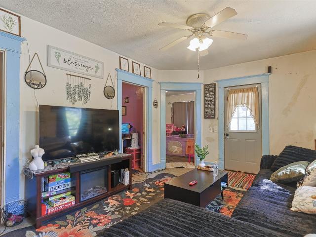 House for sale in Dowagiac, Michigan
