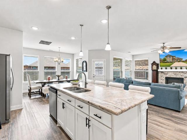 House for sale in Ellis, Texas