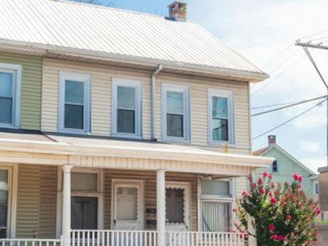 House for sale in Denver, Pennsylvania