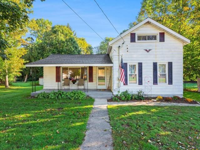 House for sale in Lawrence, Van Buren County