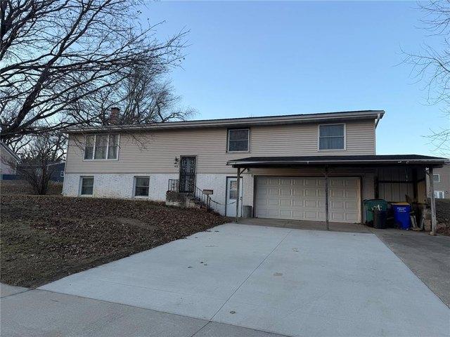 House for sale in Shellsburg, Iowa