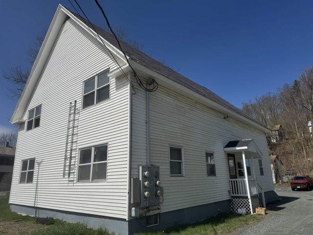 House for sale in Plantsville, Vermont