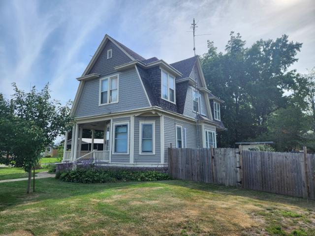 House for sale in Perry, Illinois