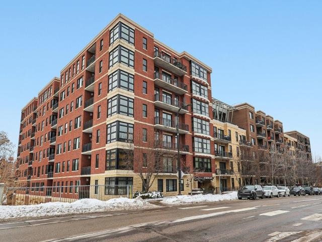 Condo for sale in Hennepin, Minnesota