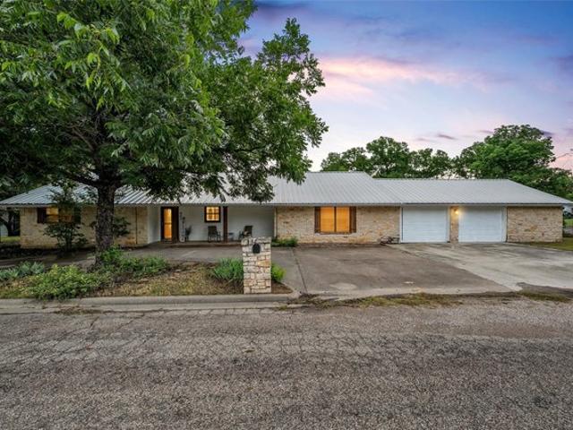 House for sale in Bosque, Texas