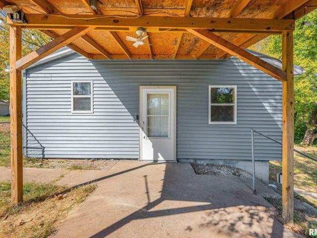 House for sale in Manito, Mason County