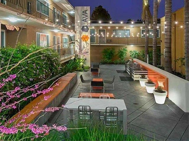 Condo for sale in Burbank, California
