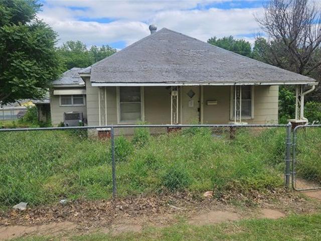 House for sale in Cleveland, Oklahoma