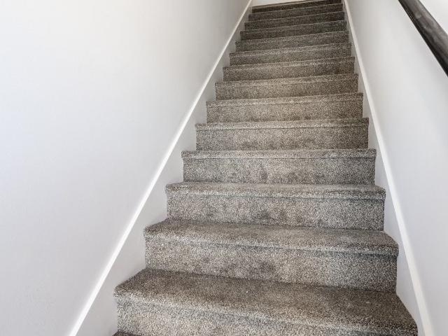 Townhouse for rent in Near Eastside, Camby
