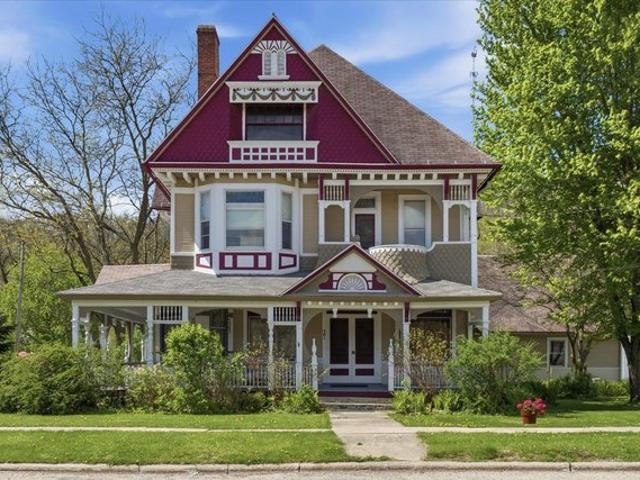 House for sale in Elkader, Iowa