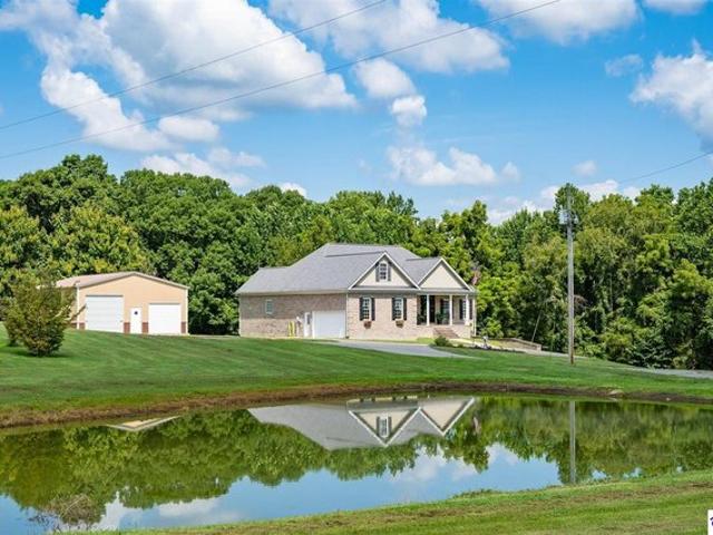 House for sale in Cave City, Kentucky