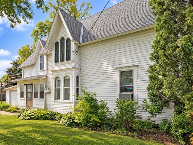 House for sale in Freeborn, Freeborn County