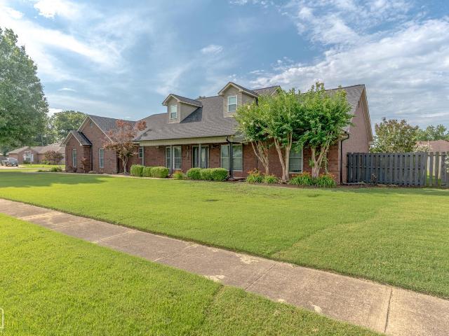 House for sale in Ark