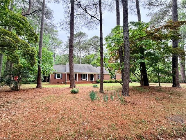 House for sale in Piney Point Estates, Yorktown