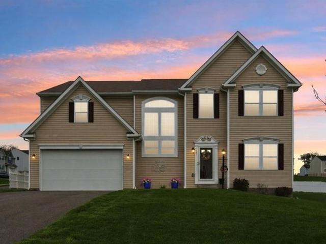 House for sale in Evans City, Pennsylvania