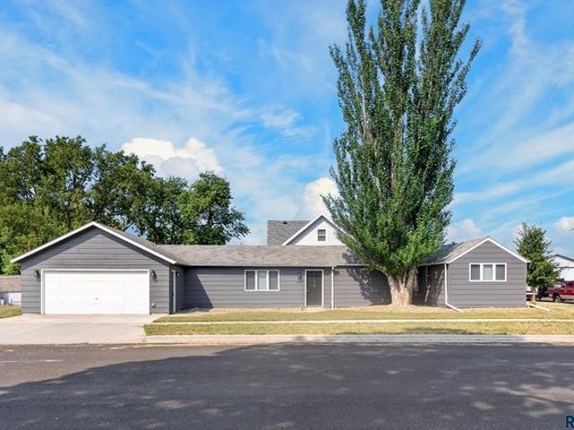 House for sale in Brandon, South Dakota
