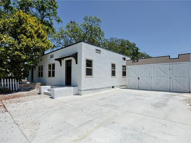 House for sale in Santa Ana, California