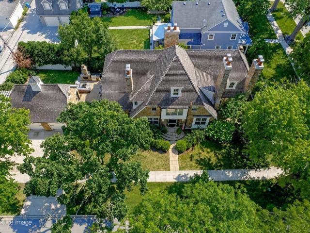 House for sale in Hinsdale, Illinois