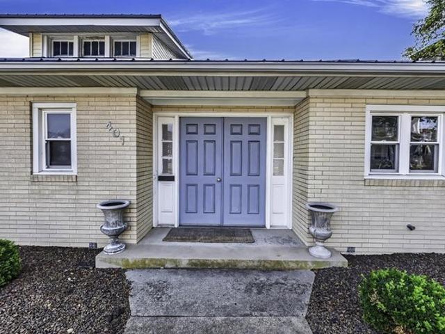 House for sale in Bluffton, Indiana