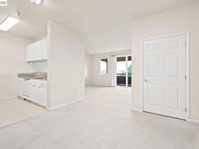 Condo for sale in San Mateo, California
