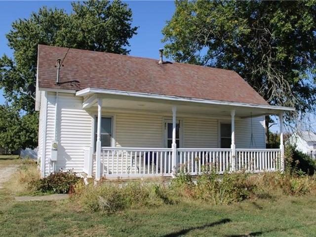 House for sale in Strasburg, Shelby County