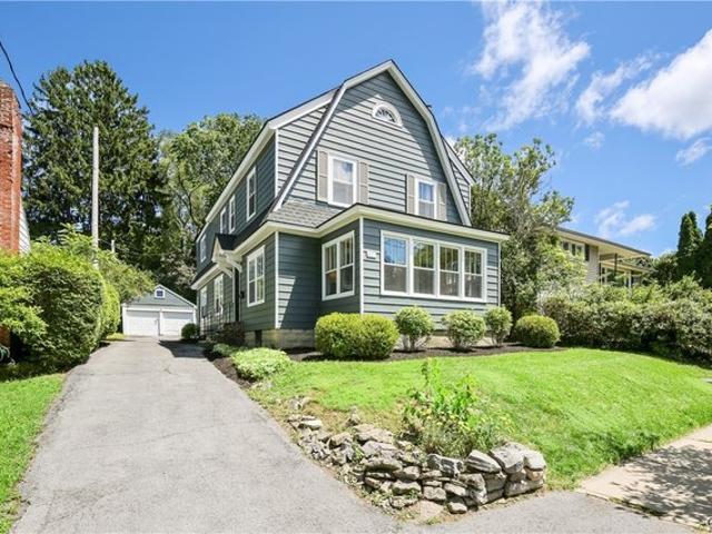 House for sale in Syracuse, New York