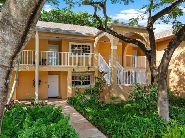 Condo for sale in Dania, Florida