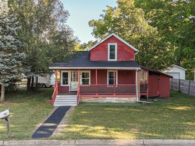 House for sale in Dowagiac, Cass County