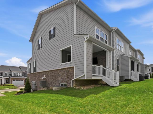 Townhouse for sale in Strabane, Pennsylvania