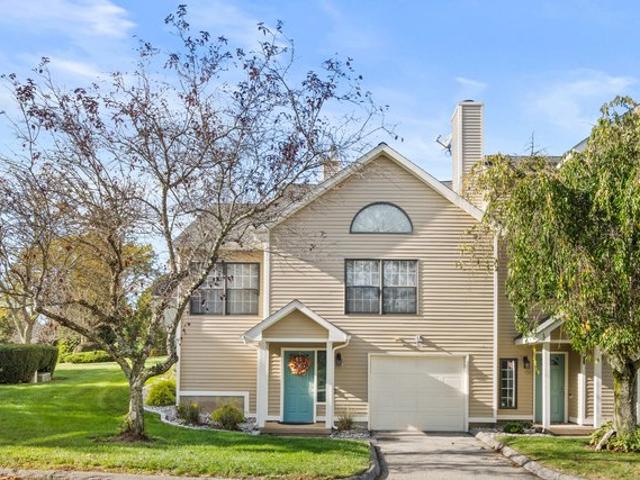 Townhouse for sale in Colchester, Connecticut
