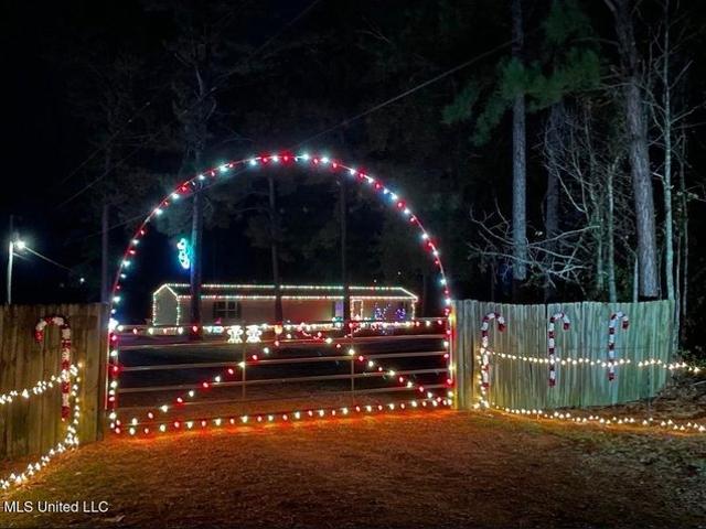 House for sale in Summit, Mississippi