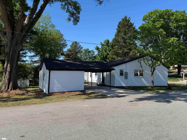 House for sale in Gaffney, South Carolina