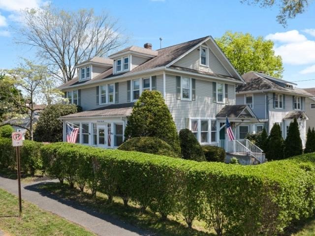 House for sale in Scotch Plains, New Jersey