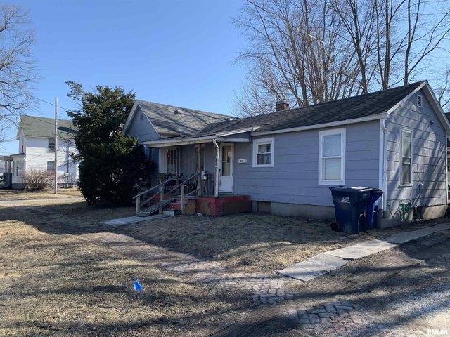 House for sale in Monmouth, Illinois