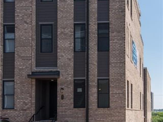 Townhouse for sale in Virginia