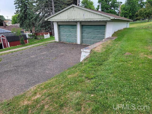 House for sale in Iron Mountain, Michigan