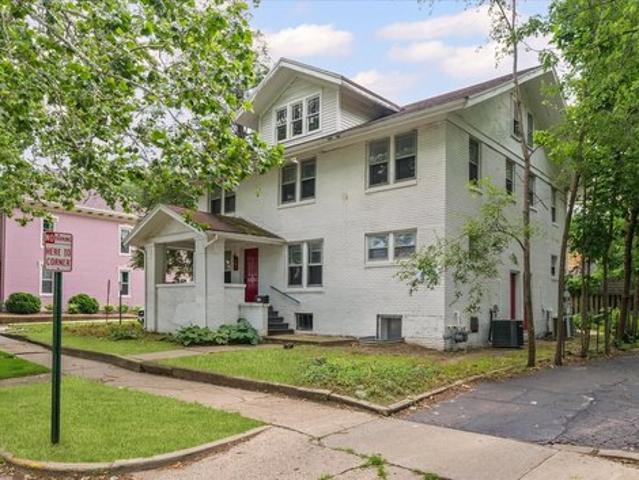 House for sale in West Urbana, Urbana