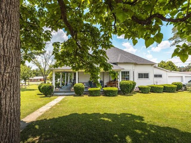 House for sale in Salem, Dent County